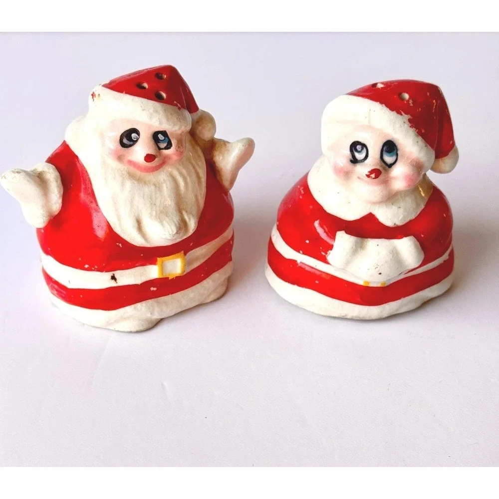 Vintage Kreiss & Co. Ceramic Santa Salt and Pepper Shakers Distinctive Eyes MCM